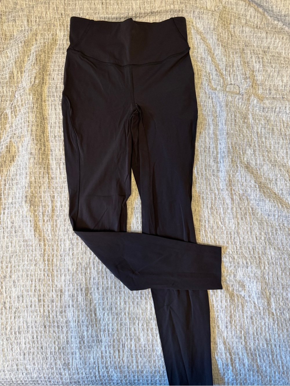 Lululemon Base Pace leggings Size 6